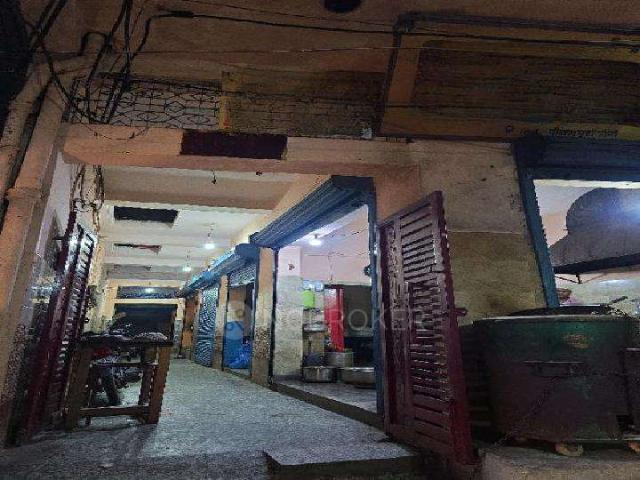 1 RK Flat In Standalone Building for Rent In Pitampura