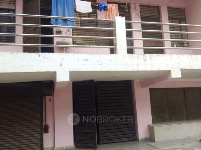 1 RK Flat In Standalone Building for Rent In Raj Nagar Extension