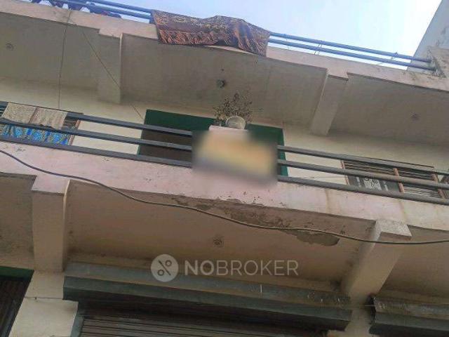 1 RK Flat In Standalone Building for Rent In Sector 23