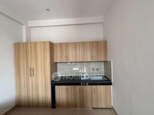 1 RK Flat In Standalone Building for Rent In Sector 27
