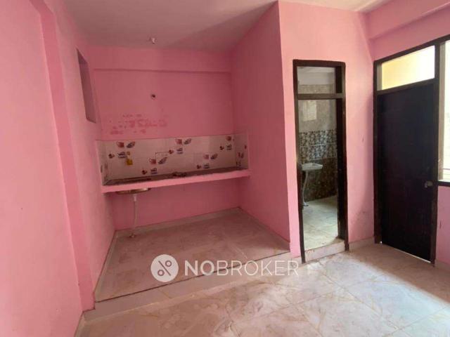 1 RK Flat In Standalone for Rent In Sector 11
