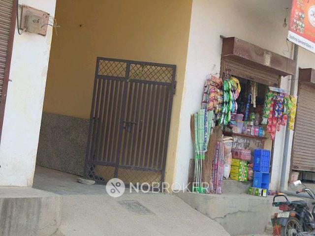 1 RK Flat In Standalone for Rent In Sector 73