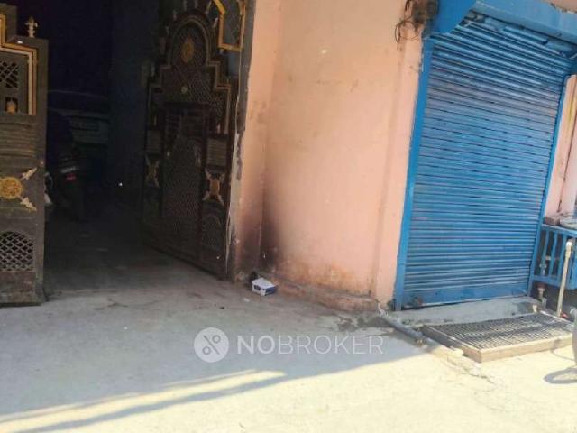 1 RK Flat In Standalonebuilding for Rent In Sector 58