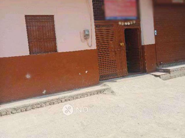 1 RK Flat In Standlone Building for Rent In Kasna Village