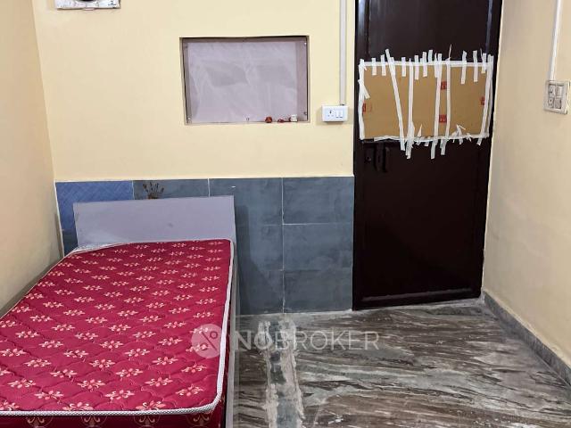 1 RK Flat In Standlone Building for Rent In Sector 45