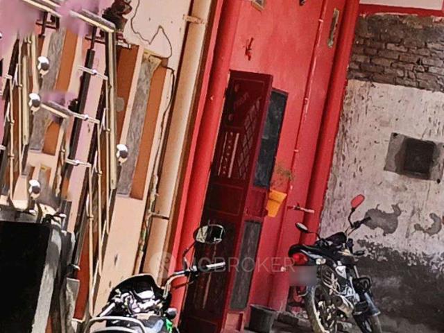 1 RK Flat In Standlone Building for Rent In Sector 63