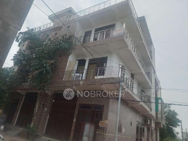 1 RK Flat In Subedhar House for Rent In Muradnagar