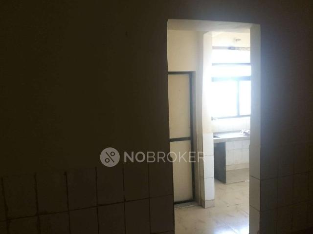1 RK Flat In Patel Compound Chs for Rent In Khar West