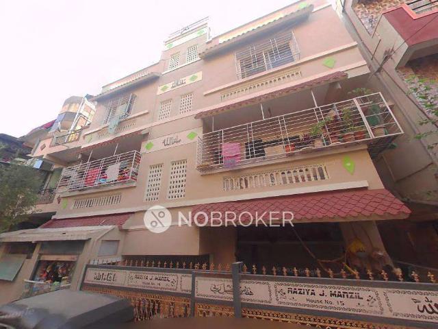 1 RK Flat In Raziya Manzil for Rent In Kharadi