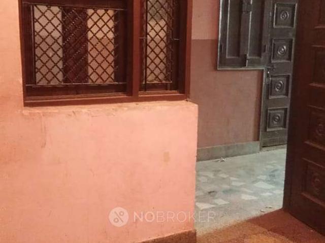 1 RK Flat In Rk Chauhan for Rent In Sector 49