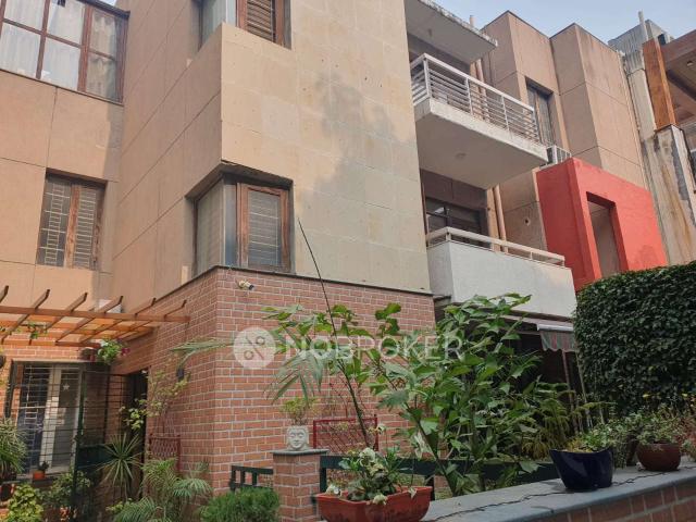 1 RK Flat In Unitech South City 2 for Rent In Sector 50