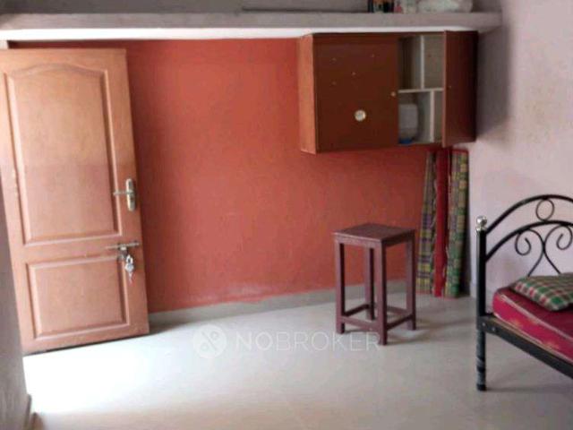 1 RK Flat In Vasantha Villa for Rent In 70a, Kumaran Kudil