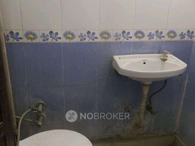 1 RK Flat In Vikram Vihar for Rent In Lajpat Nagar