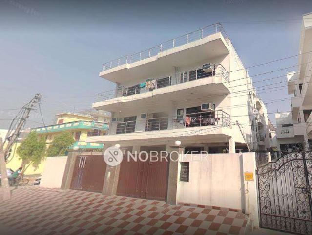 1 RK Flat In Yadav Bhavan for Rent In Sector 51