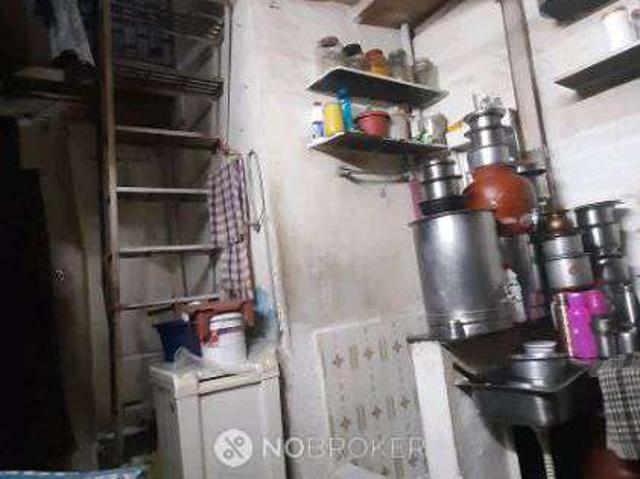 1 RK House For Sale In Malad East