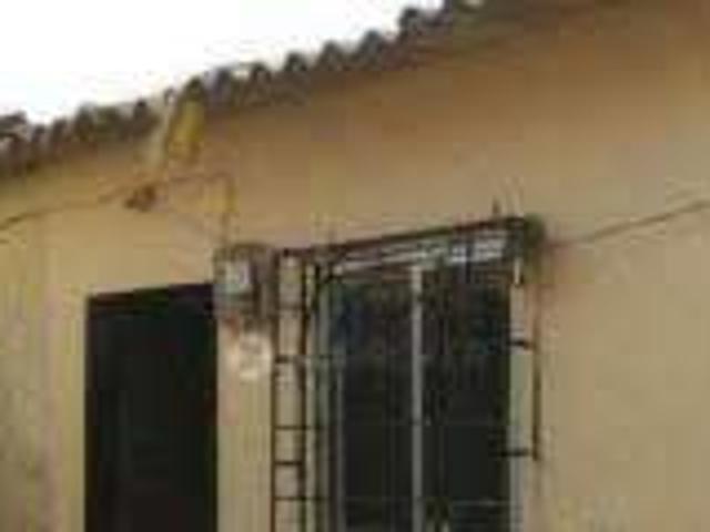 1 RK House For Sale In Malad West
