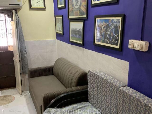 1 RK House For Sale In Malad West