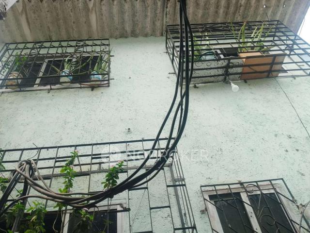 1 RK House For Sale In Malad West