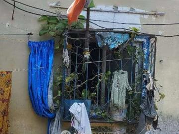 1 RK House For Sale In Malad West