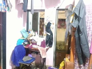 1 RK House For Sale In Dahisar East