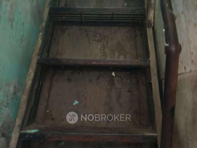 1 RK House For Sale In Dahisar East