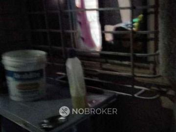 1 RK House For Sale In Dahisar East