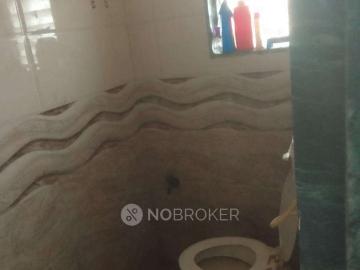 1 RK House For Sale In Kandivali West
