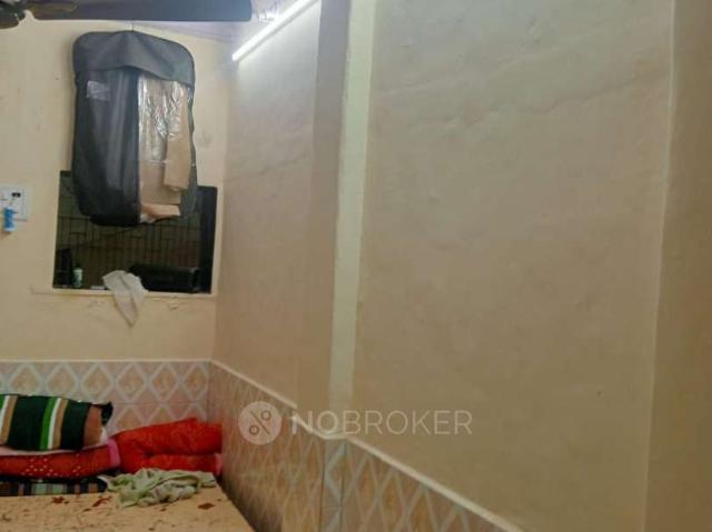 1 RK House For Sale In Kandivali East
