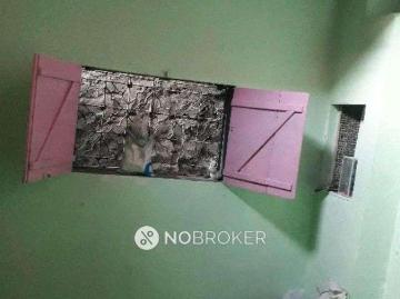 1 RK House For Sale In Khar East