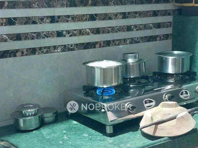 1 RK House For Sale In Khar East