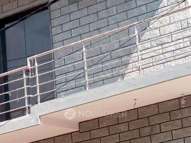 1 RK House For Sale In Palace Guttahalli