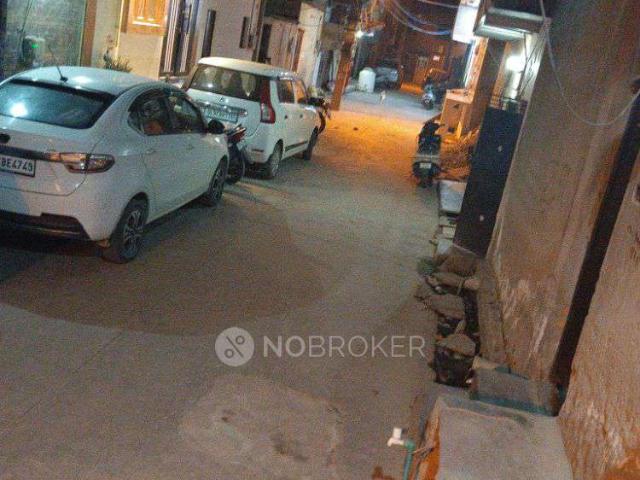 1 RK House For Sale In Rohini
