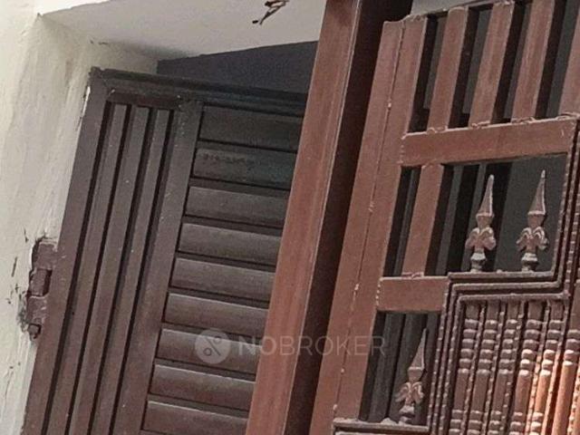 1 RK House For Sale In Sector 63