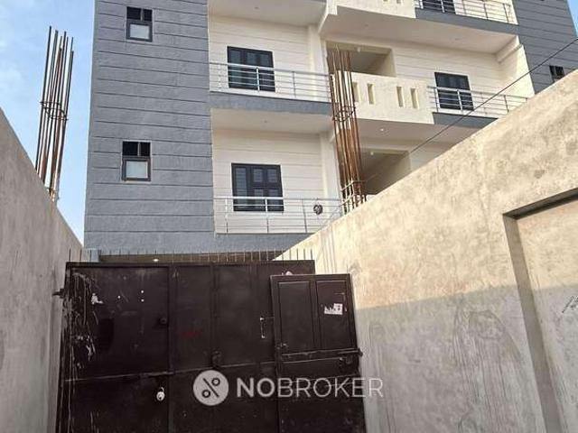 1 RK House For Sale In Sector 37