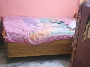 1 RK House For Sale In Trilokpuri