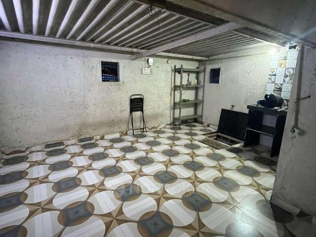 1 RK House For Sale In Vile Parle East