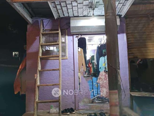 1 RK House For Sale In 14, Kherwadi Rd