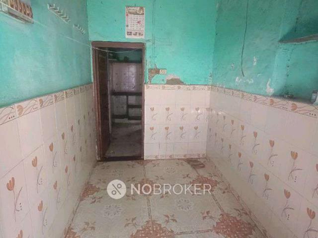 1 RK House For Sale In 3vqv+8mr, Nari Seva Sadan Rd, Opp. Gousiya Masjid Hall, Gurunanak Nagar, Narayan Nagar, Ghatkopar West, Mumbai, Maharashtra 400086, India