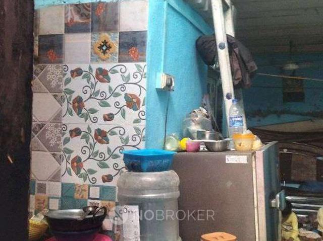 1 RK House For Sale In 5rq8+p5g, Malad, Azad Nagar, Malvani
