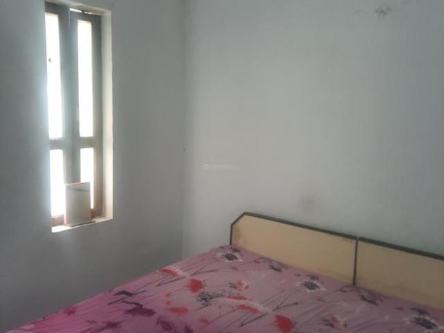 1 RK Independent Builder Floor in Ambawadi for rent Ahmedabad. The reference number is 11058627