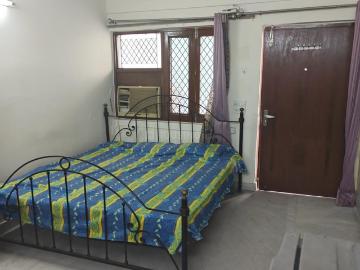 1 RK Independent Builder Floor in Alaknanda for rent New Delhi. The reference number is 19000384