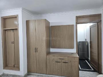 1 RK Independent Builder Floor in Govindpuri Extension for rent New Delhi. The reference number is 19779360