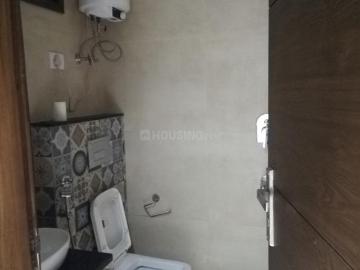 1 RK Independent Builder Floor in Gautam Nagar for rent New Delhi. The reference number is 19465790
