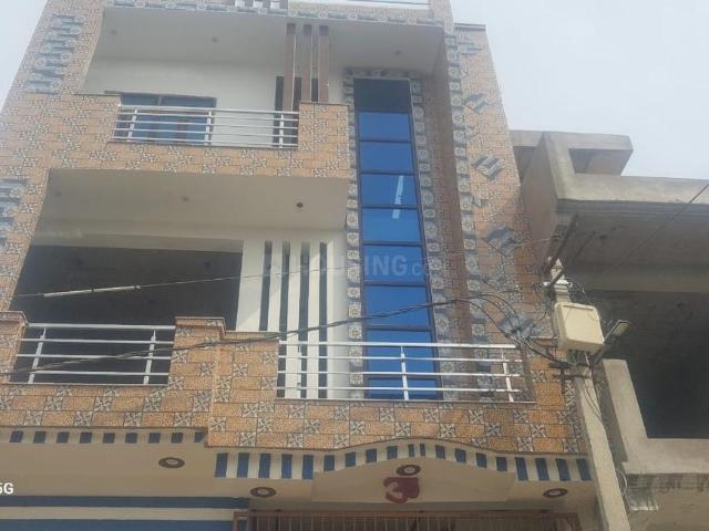 1 RK Independent Builder Floor in Ghayasuddinpur for rent Allahabad. The reference number is 17016084