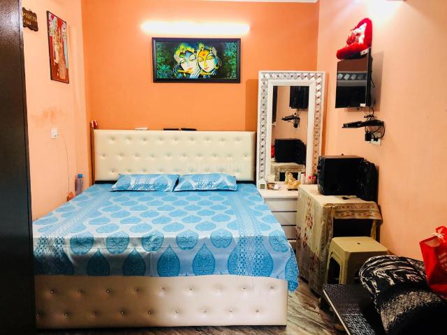 1 RK Independent Builder Floor in Dakshinpuri for resale New Delhi. The reference number is 20748665