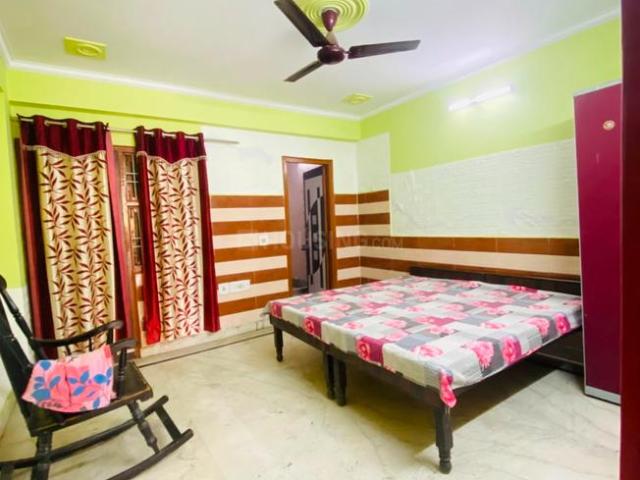 1 RK Independent Builder Floor in Delta II for rent Greater Noida. The reference number is 20728650