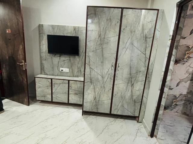 1 RK Independent Builder Floor in DLF Phase 3 for rent Gurgaon. The reference number is 19462690