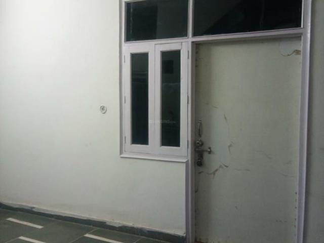 1 RK Independent Builder Floor in Karala for rent New Delhi. The reference number is 7010924