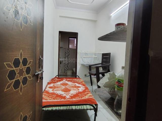 1 RK Independent Builder Floor in Haiderpur for rent New Delhi. The reference number is 21093249