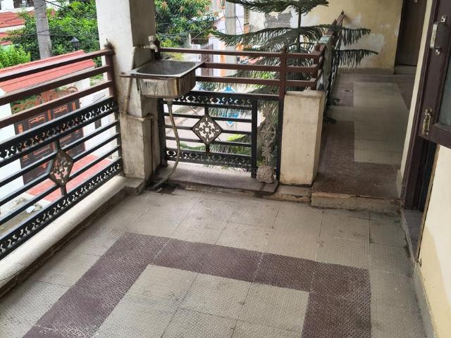 1 RK Independent Builder Floor in Indira Nagar for rent Lucknow. The reference number is 18123812
